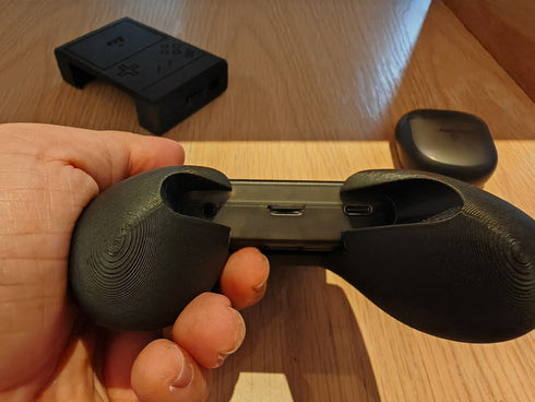Ergonomic Grip Handle For Miyoo Mini Plus Game Console - Feels Like a Playstation Controller!